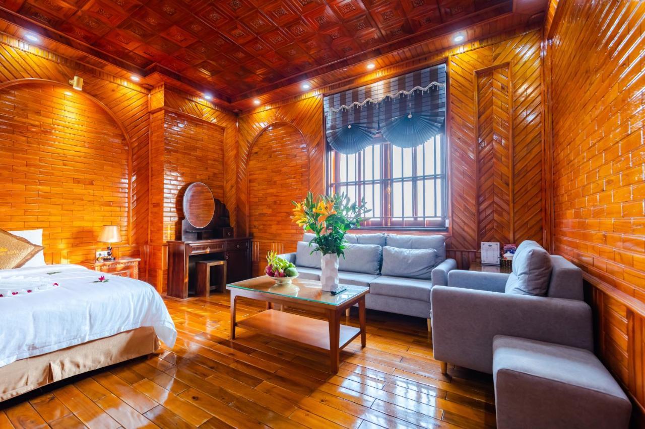 Theking Hotel Huong Gia Exterior photo