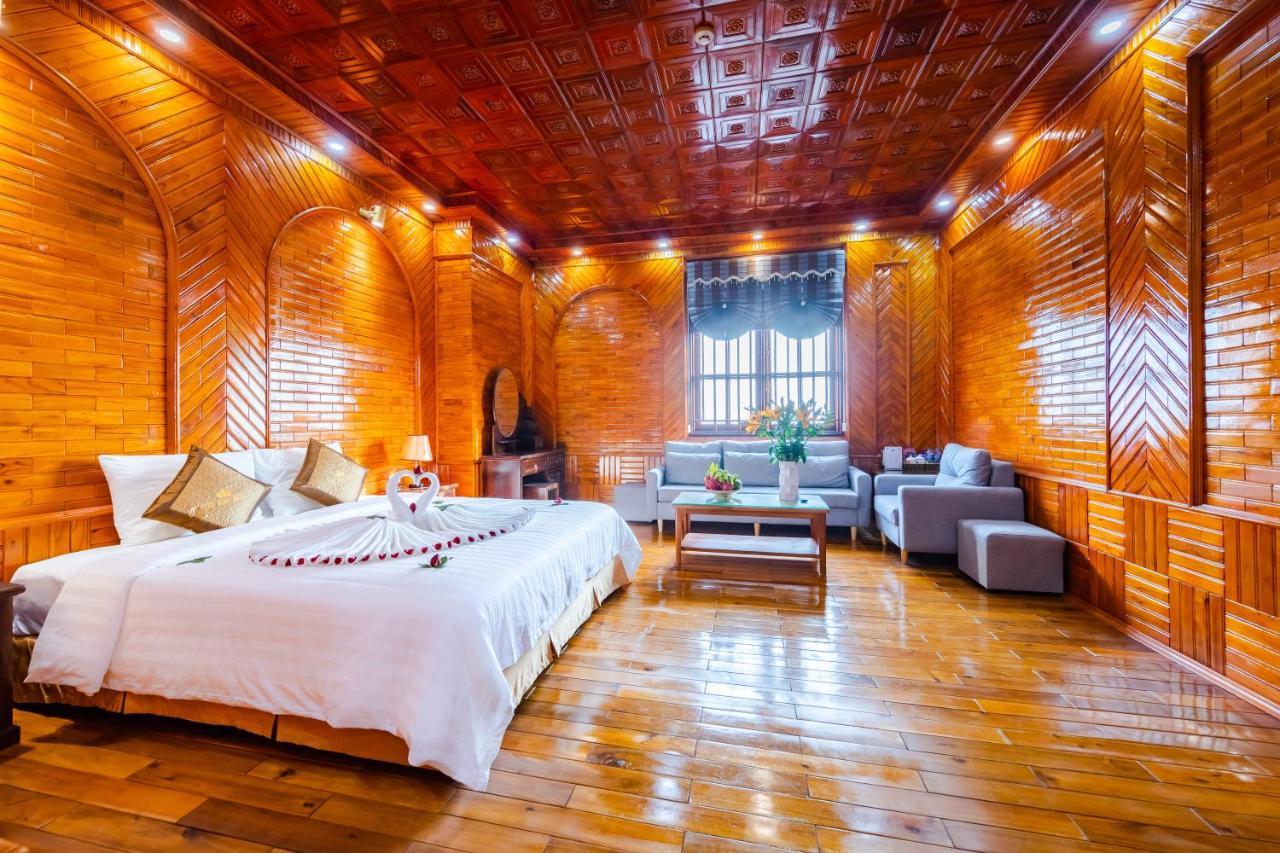 Theking Hotel Huong Gia Exterior photo