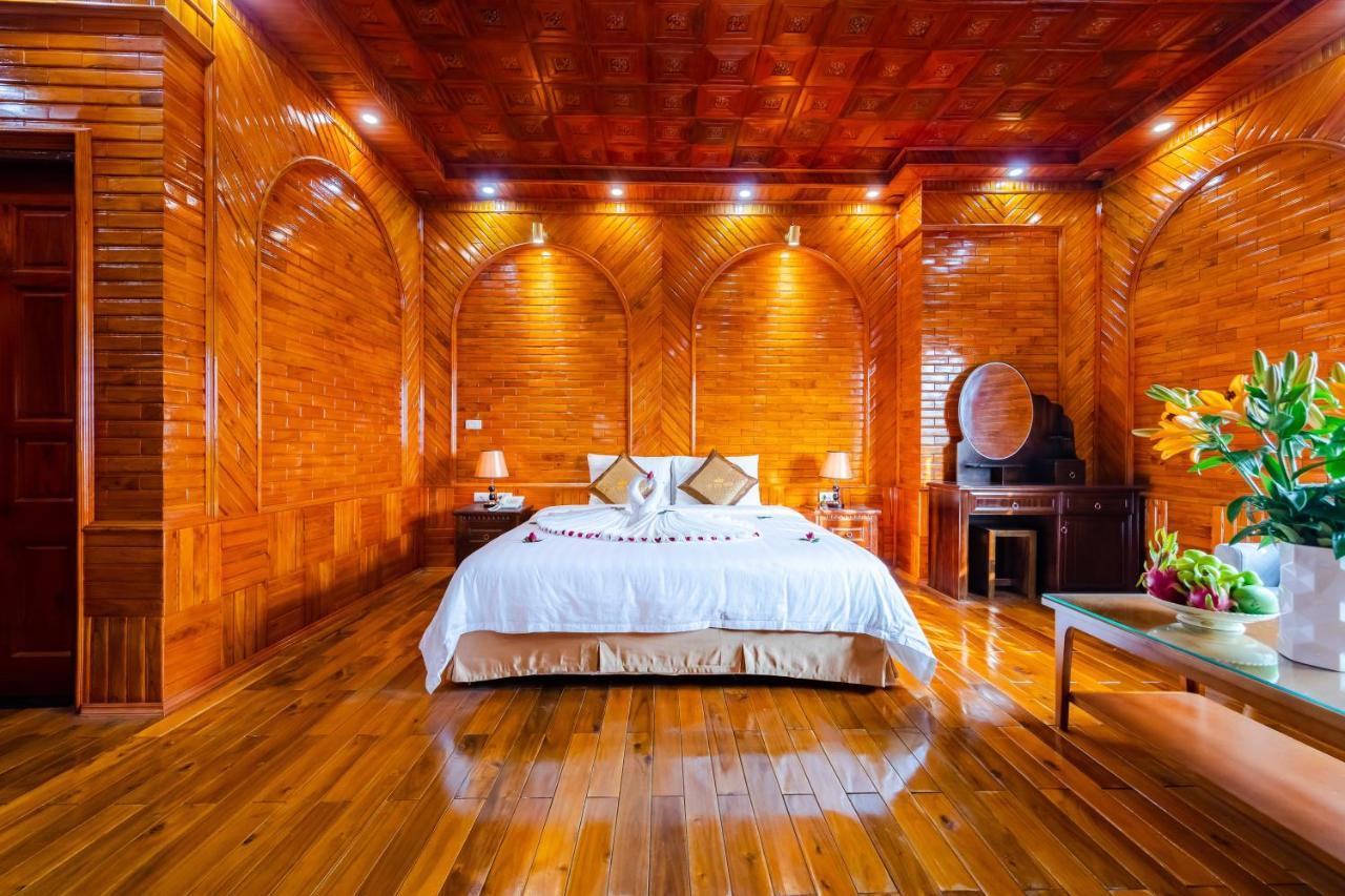 Theking Hotel Huong Gia Exterior photo