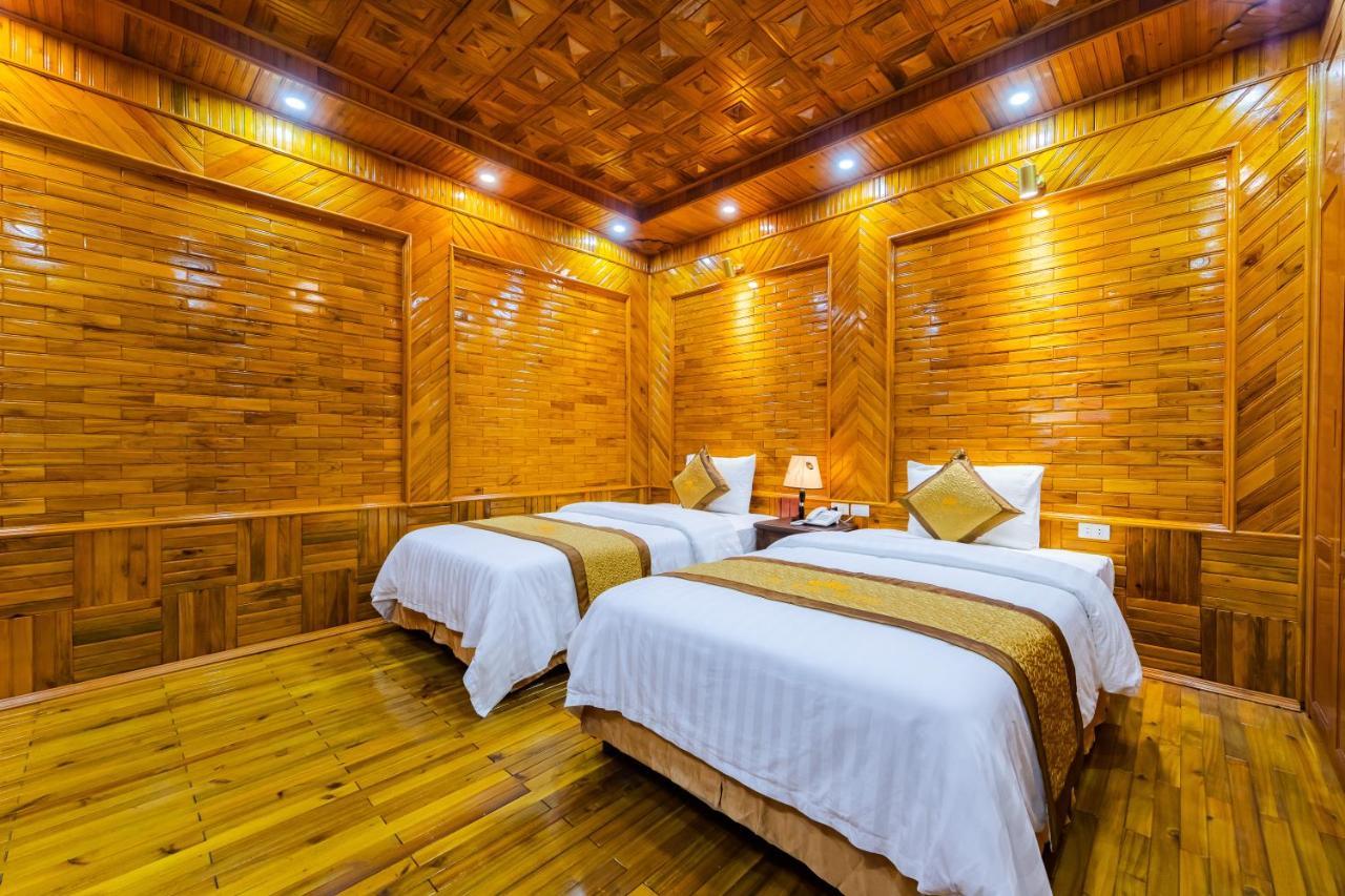 Theking Hotel Huong Gia Exterior photo